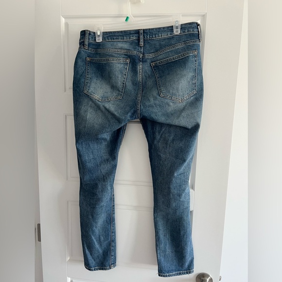 Gap maternity jeans size 8 - Picture 2 of 3